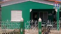 El hostal "Casa Héctor e Idaimis" en Vinales cuenta con 3 habitaciones para huéspedes