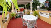 The "Hostal Buena Vista" in Trinidad Cuba offers 4 rooms for rent