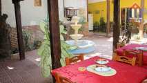 The "Hostal Prado" offers a lot of space in the fresh air - dining area
