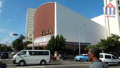 Sehenswürdigkeiten Havanna Kuba - Calle 23 Kino Yara