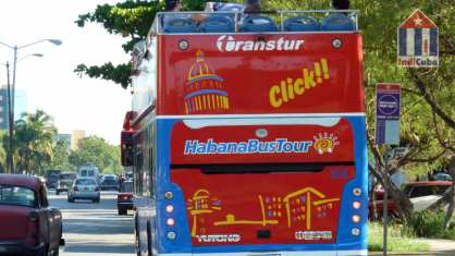 Autobús para circuito turístico in La Habana Miramar