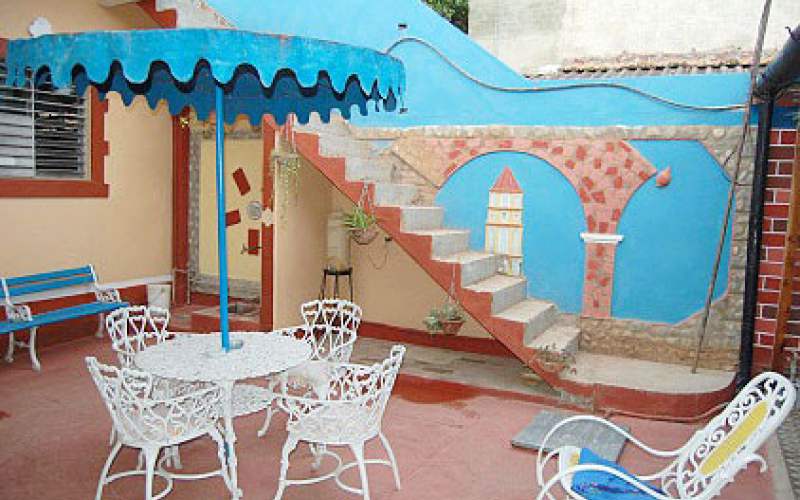 Der Patio des Hostels "Hostal La Niña" ist Gemeinschaftsbereich