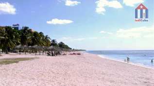 Der beste Strand der Provinz ist der "Playa Ancón" nahe Trinidad Kuba Strand - Playa Ancon - Provinz Sancti Spiritus
