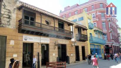 Calle Obispo - Straße in Habana Vieja