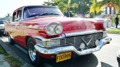 Studebaker Commander - Cuba car rental vintage cars