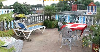 Contamos con una magnífica terraza en el techo con vistas sobre Trinidad