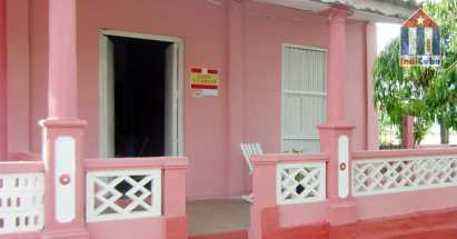 "Casa Colonial Dany y Carlos" - hostel in Vinales - one of two terraces