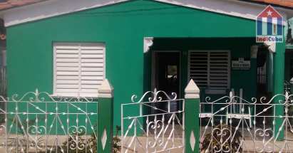 El hostal "Casa Héctor e Idaimis" en Vinales cuenta con 3 habitaciones para huéspedes
