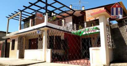 The house is very spacious and offers guests a high standard