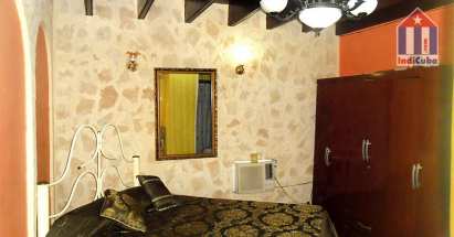 Hay 2 habitaciones que comparten un baño - ideal para familias o grupos