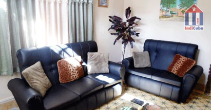 Das Wohnzimmer des "Hostal Buena Vida" in Santa Clara Kuba