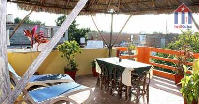 Apenas es posible que sea mejor. Las habitaciones y la propia terraza justo enfrente.