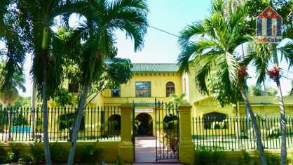 Casa bonita en Playa Miramar - distrito de La Habana