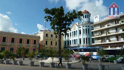 Centro de Camagüey - Plaza de los Trabajadores