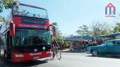 Autobús para turistas en Varadero