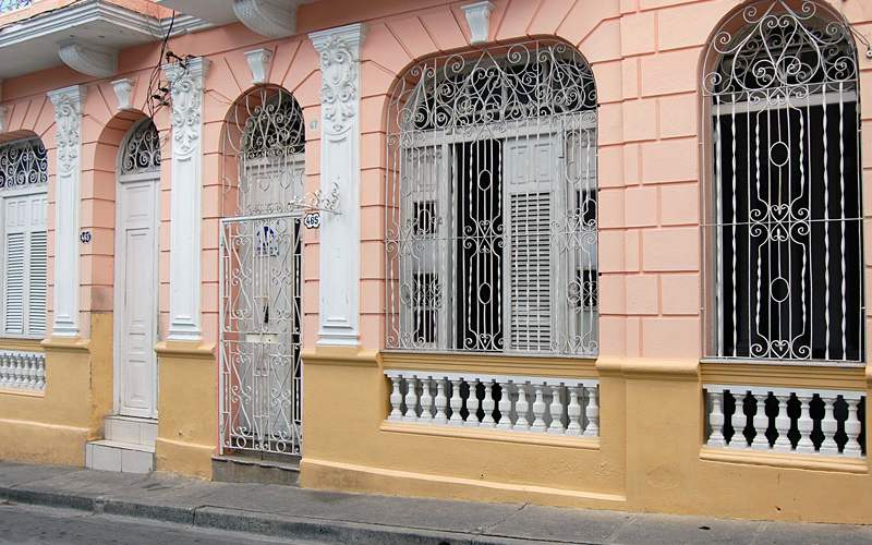 "Hostal Amanecer" in Santiago de Cuba - Fassade